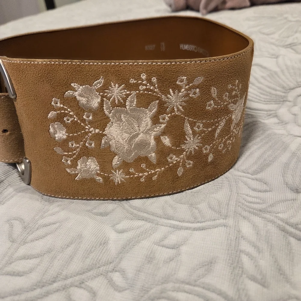 Vintage Humberto Fiacco Womens Floral Embroidered Suede Belt Size Small - Picture 3 of 9